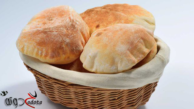 تفسير رؤية شخص يعطيني خبز في المنام