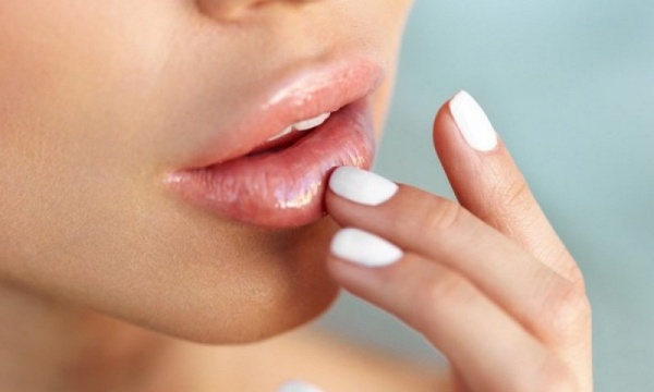 تفسير رؤية تورم الفم في المنام